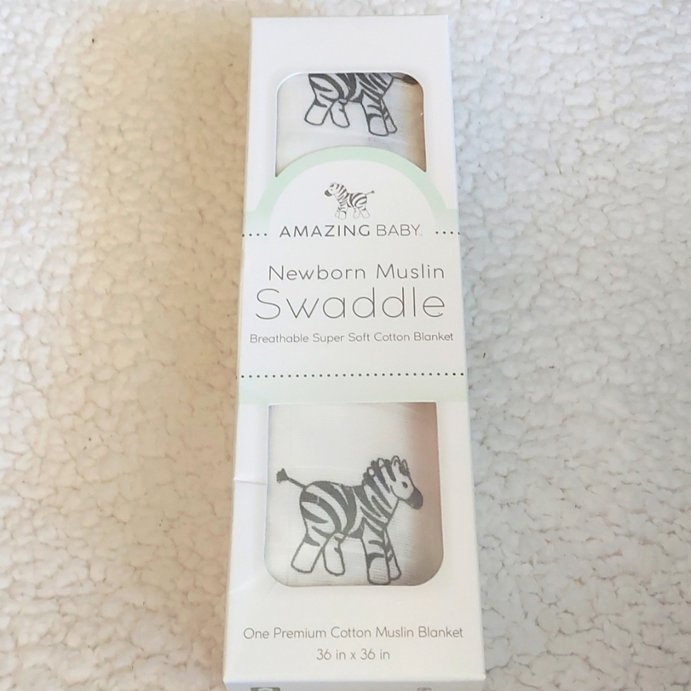 Amazing Baby Newborn Muslin Swaddle